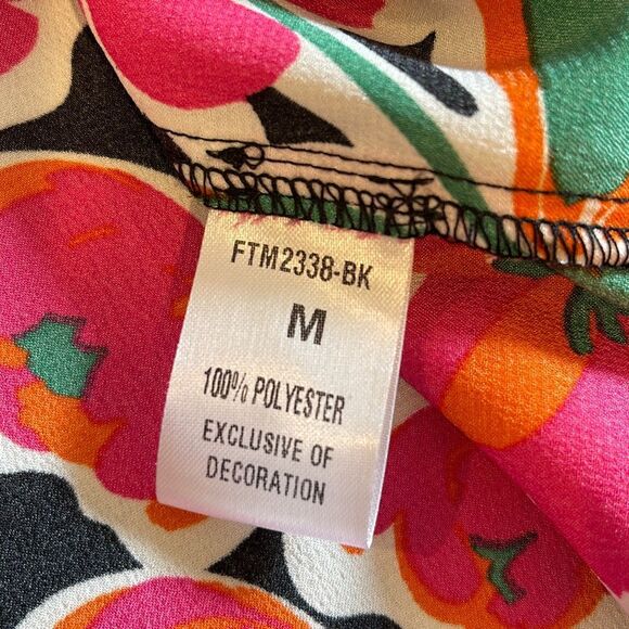 THML Womens Floral Smocked Neck Flutter Sleeve Top Multicolor Size Medium NWT - Picture 5 of 7